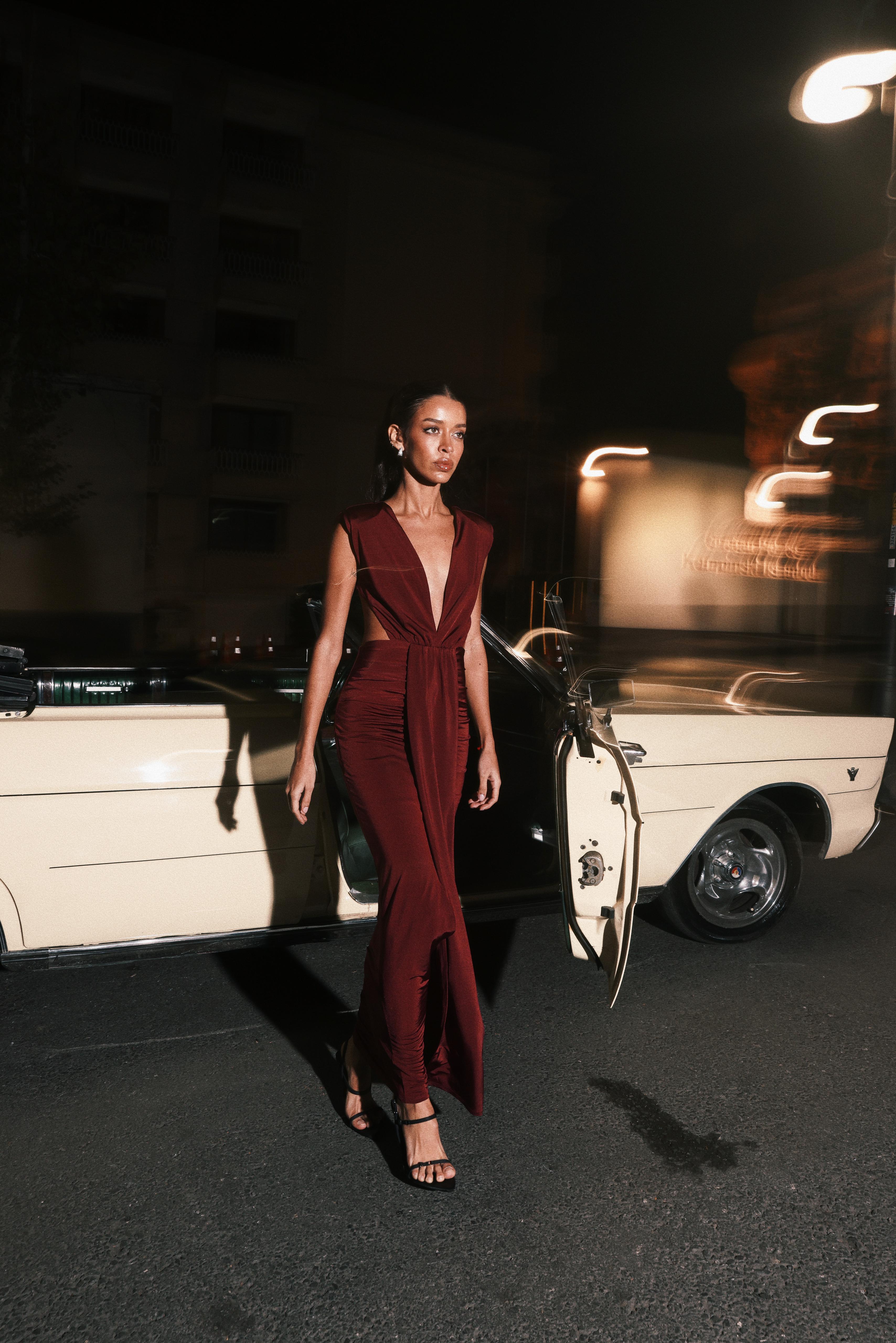 v neck ruched midi dress Mae Deep V-Neck Ruched Midi Dress – ILADIA